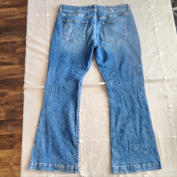 Kancan High Rise Distressed Flare Jeans Size 32 Blue Denim Stretch - Picture 3 of 9